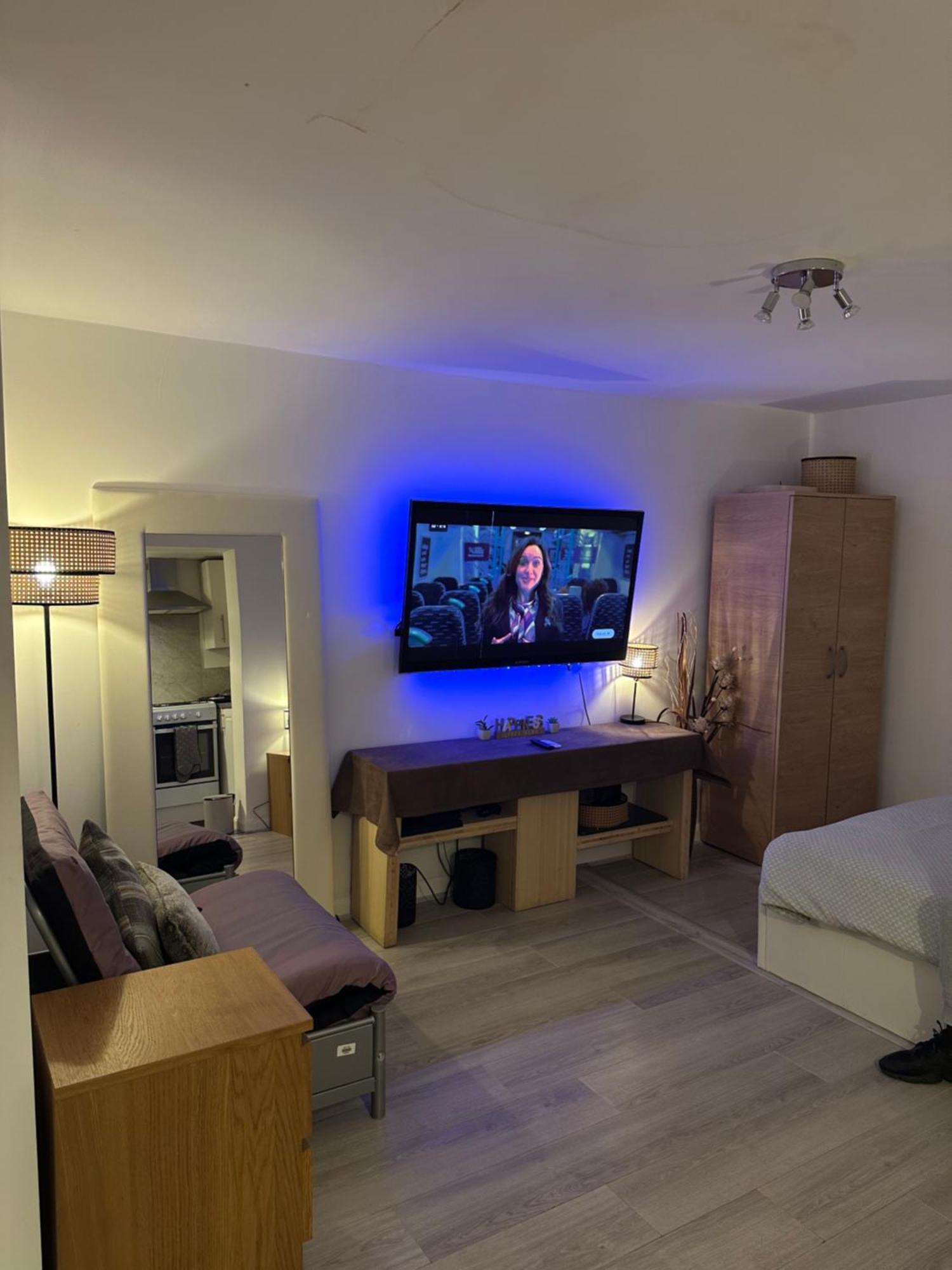 Stylish Studio Flat - Watford Junction - Harry Potter Exteriör bild